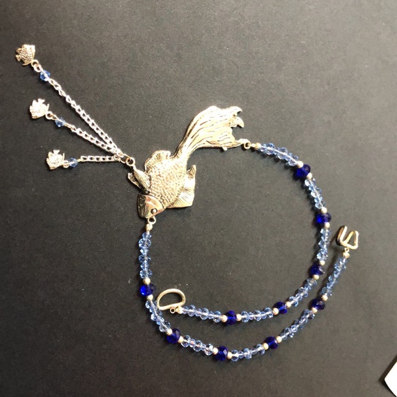 Beta Fish Necklace - Picture 13 of 16